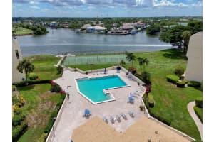 372 Golfview Road 403, North Palm Beach, FL 33408 - MLS#R11117771