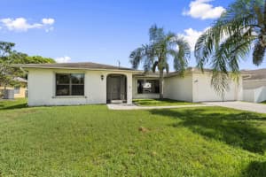 5208 NW Edgarton Terrace, Port Saint Lucie, FL 34983 - MLS#R11117836