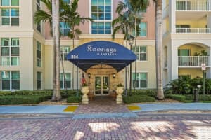 804 E Windward Way 122, Lantana