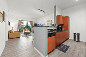 804 Windward Way, Lantana, FL 33462 - MLS#R11117868