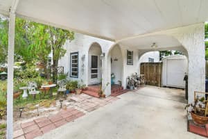 413 SE Hibiscus Avenue, Stuart, FL 34996 - MLS#R11117887
