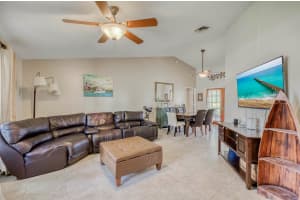 122 Heron Parkway, Royal Palm Beach, FL 33411 - MLS#R11117889