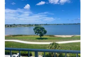 480 Executive Center Drive 4f, West Palm Beach, FL 33401 - MLS#R11117890