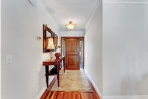 2 NW 18th Street, Delray Beach, FL 33444 - MLS#R11117941