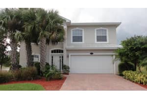 231 11th Square SW, Vero Beach, FL 32962 - MLS#R11117942
