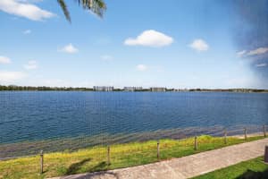 MLS# R11117965, Oakland Park, Florida 33309