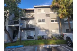1068 N Benoist Farms Road 204, West Palm Beach, FL 33411 - MLS#R11117973