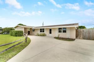 1362 Berkshire Drive, West Palm Beach, FL 33406 - MLS#R11117977