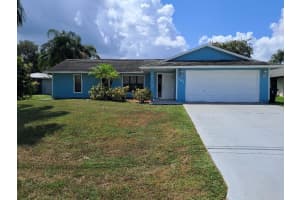 462 SW Dalton Circle, Port Saint Lucie, FL 34953 - MLS#R11117987