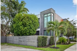 925 NE 6th Street, Fort Lauderdale, FL 33304 - MLS#R11117996