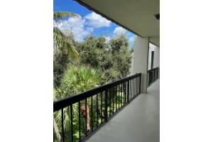 3050 Presidential Way 403, West Palm Beach, FL 33401 - MLS#R11118008
