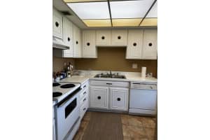 3050 Presidential Way, West Palm Beach, FL 33401 - MLS#R11118008