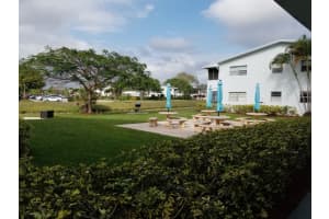 305 Newport T, Deerfield Beach