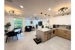 1015 Ventnor Avenue 3d, Delray Beach