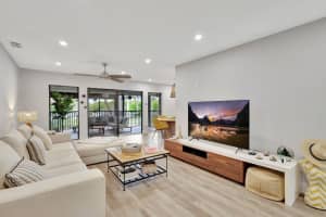 95 Pelican Pointe Drive 2010, Delray Beach, FL 33483 - MLS#R11118029