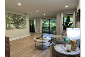 12725 Shoreline Drive 6d, Wellington