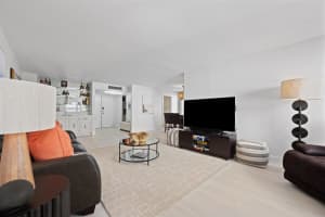 3520 Ocean Boulevard, South Palm Beach, FL 33480 - MLS#R11118064