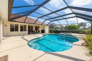 212 Sw Whitewood Drive, Port Saint Lucie