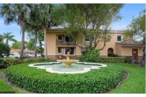 700 Scotia Drive 101, Hypoluxo