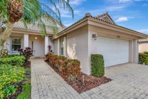 2305 Sailfish Cove Drive, West Palm Beach, FL 33411 - MLS#R11118118