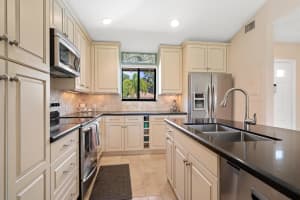 711 Club Drive, Palm Beach Gardens, FL 33418 - MLS#R11118155