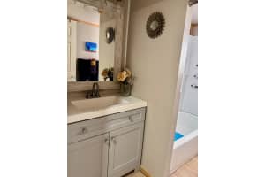 30 Lisa Ln Lake Worth Rd Lane, Lake Worth, FL 33463 - MLS#R11118158