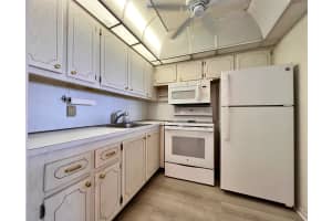 434 Southampton B, West Palm Beach, FL 33417 - MLS#R11118168