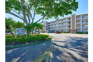 409 Greenbrier B 409, West Palm Beach