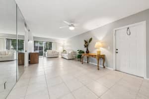 5040 Rose Hill Drive 204, Boynton Beach, FL 33437 - MLS#R11118223