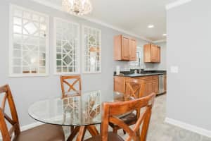 8 Vista Palm Ln 103, Vero Beach, FL 32962 - MLS#R11118232