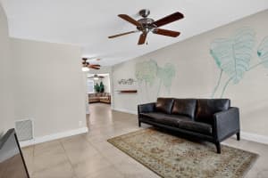 210 Seville Road, West Palm Beach, FL 33405 - MLS#R11118234
