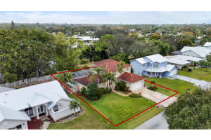 661 NE Zebrina Senda, Jensen Beach, FL 34957 - MLS#R11118249