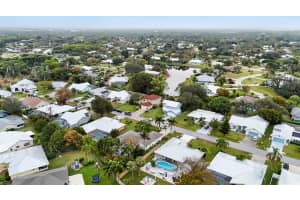 661 NE Zebrina Senda, Jensen Beach, FL 34957 - MLS#R11118249