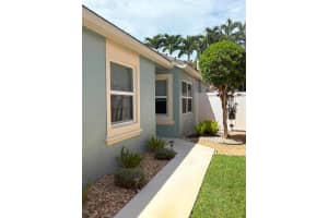 7711 Oak Grove Circle, Lake Worth, FL 33467 Sold 10/06/25