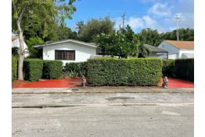 919 Nw 47th Terrace, Miami