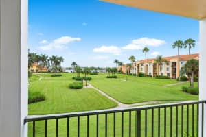 135 Yacht Club Way 206, Hypoluxo, FL 33462 - MLS#R11118269