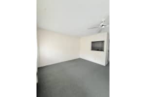 411 Sheffield Q 411, West Palm Beach, FL 33417 - MLS#R11118290