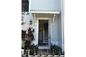 326 NW 1st Street, Delray Beach, FL 33444 - MLS#R11118303