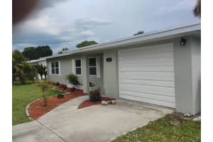 1021 Gatewood Avenue, Fort Pierce, FL 34982 - MLS#R11118353