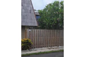 1170 6th Avenue 3a, Vero Beach, FL 32960 - MLS#R11118354