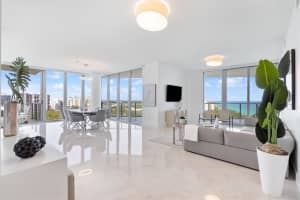701 N Fort Lauderdale Beach Boulevard 1206, Fort Lauderdale, FL 33304 - MLS#R11118375