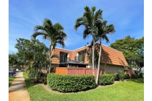 2880 Waterford Drive S 11, Deerfield Beach