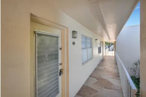 909 S Flanders S, Delray Beach, FL 33484 - MLS#R11118386