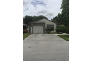 2543 Bedford Mews Drive E, Wellington