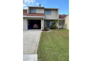 1679 Sw Crossing Circle, Palm City