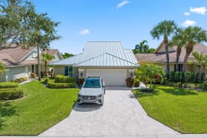 215 Ridge Road, Jupiter, FL 33477 Sold 10/10/25