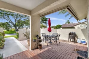5531 Parkwalk Circle E, Boynton Beach, FL 33472 - MLS#R11118432