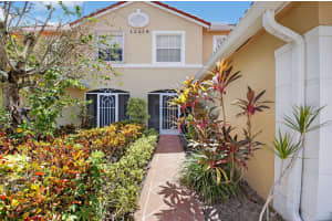 12439 Crystal Pointe Drive, Boynton Beach, FL 33437 - MLS#R11118438