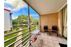 3001 NW 48th Avenue 240, Lauderdale Lakes, FL 33313 - MLS#R11118442