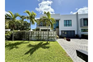 1005 NE 9th Avenue, Delray Beach, FL 33483 Sold 11/12/25